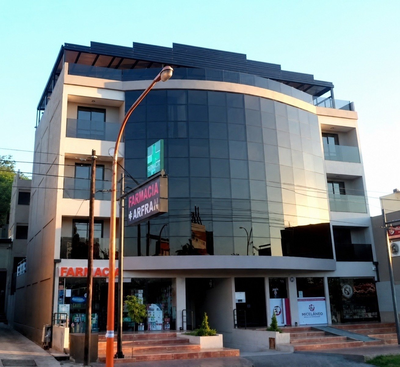 Depto -B- Edificio Stradivarius