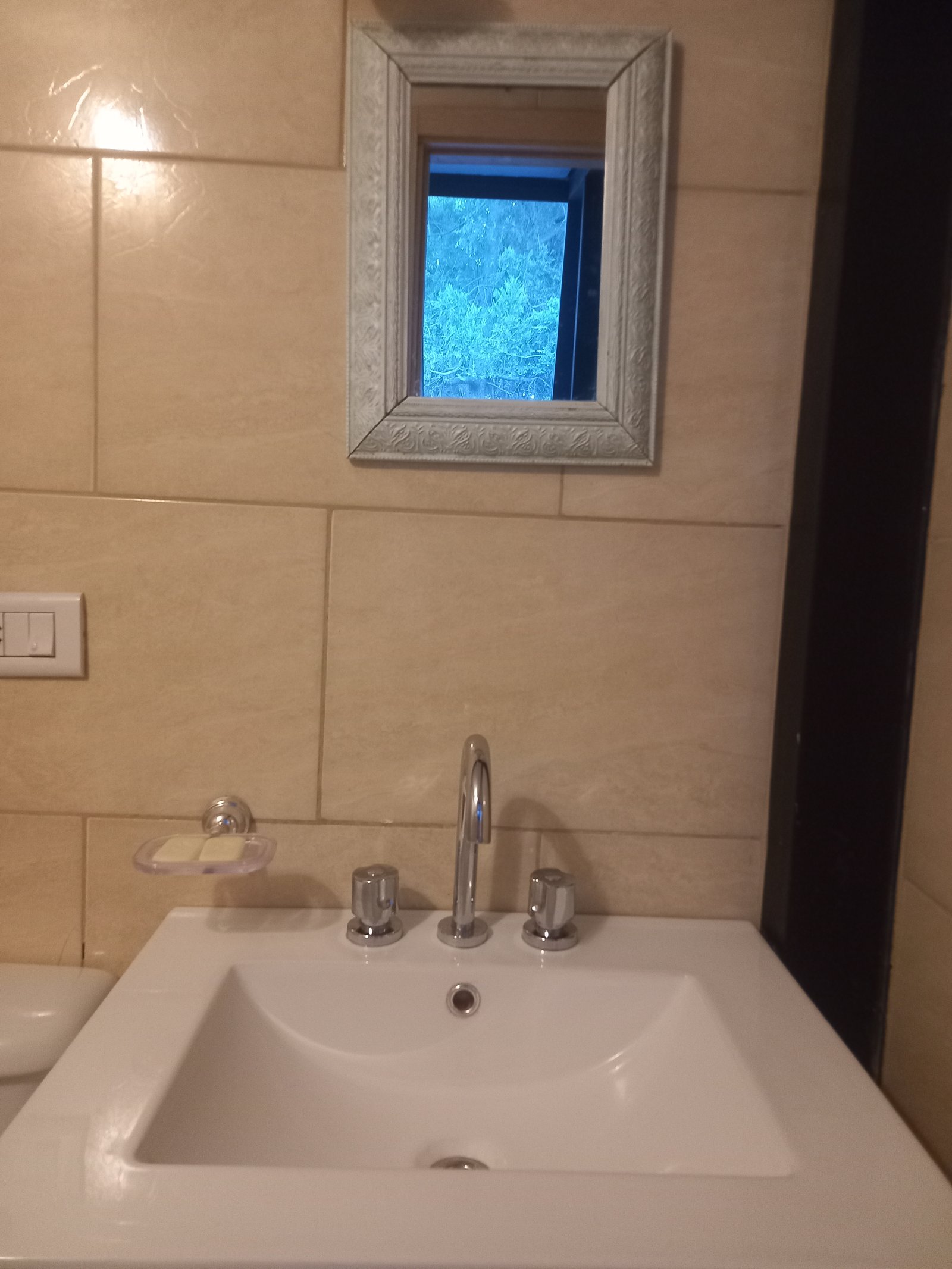 Casa Inmersa en el Bosque  - foto 16
